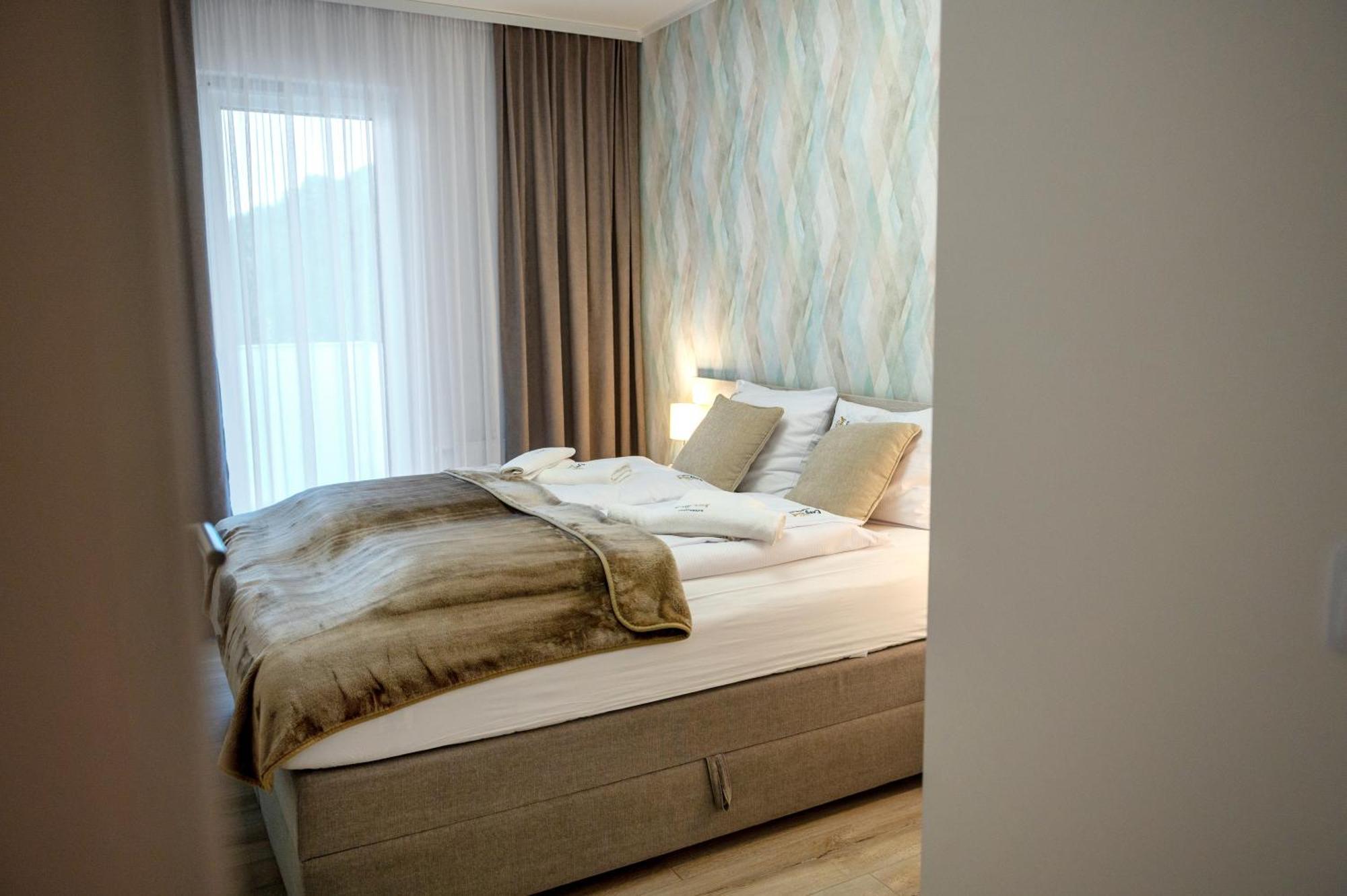 Platinium Moon - Przy Samym Morzu - Easy-Rent Apartments Ревал Екстериор снимка