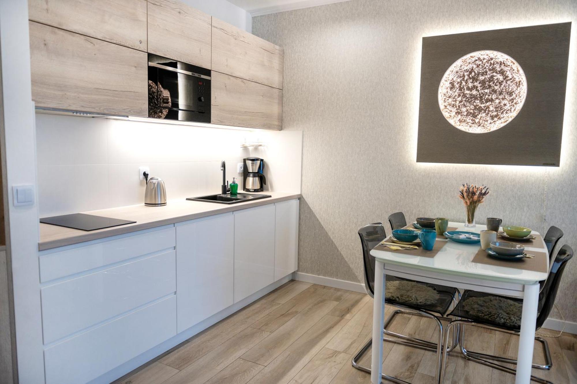Platinium Moon - Przy Samym Morzu - Easy-Rent Apartments Ревал Екстериор снимка